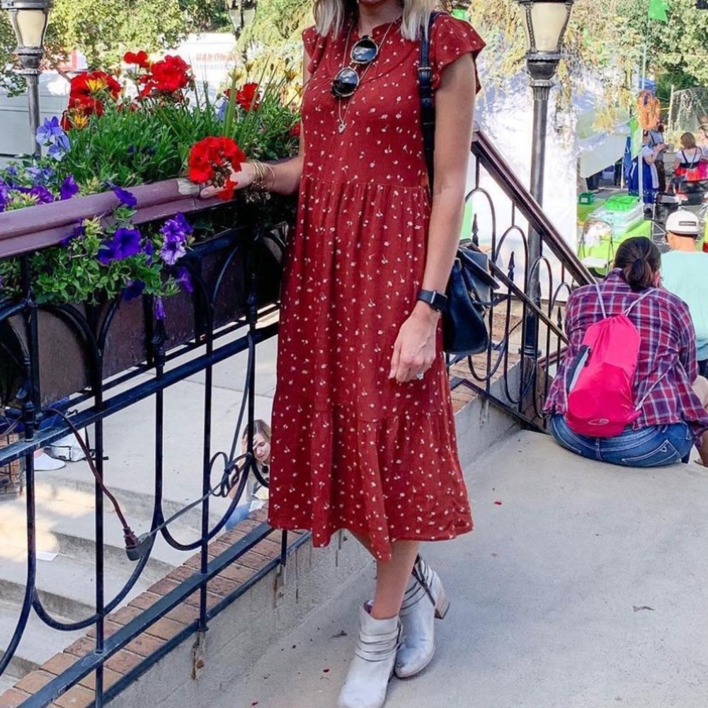 Universal Thread Midi Dress